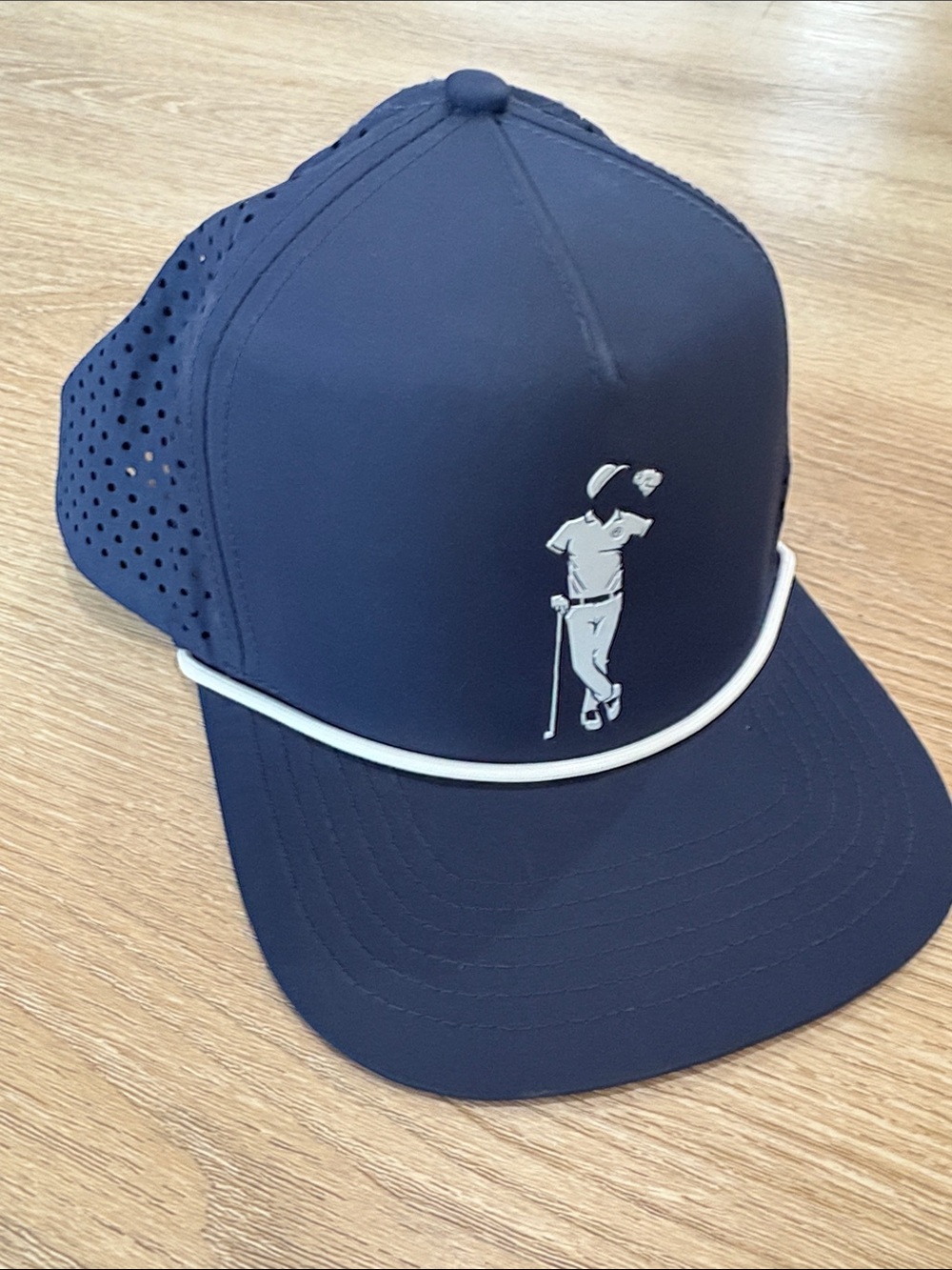 Grunk Dolpher Hat Navy and White